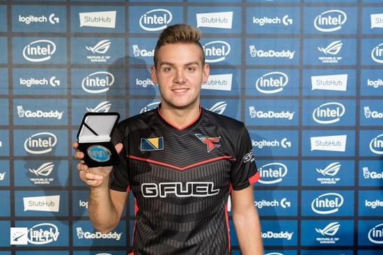 2025德玛西亚杯24日赛程预告：完全体TES vs 新生代IG