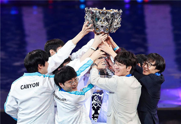 资讯《绝地求生》卡界面怎么办？无法加载处理方法分享