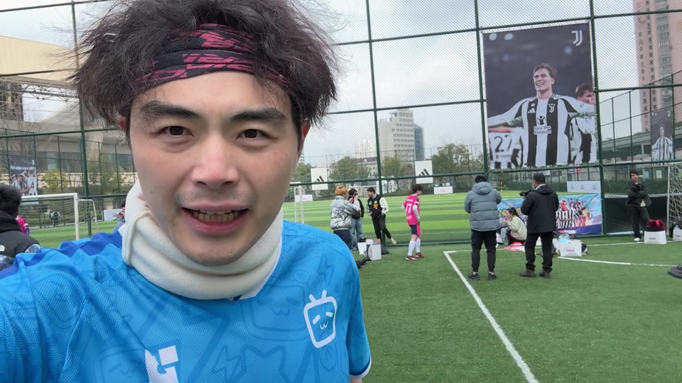 为什么投手在换局休息间隙需要通过佩戴发热护具来维持肩部活性